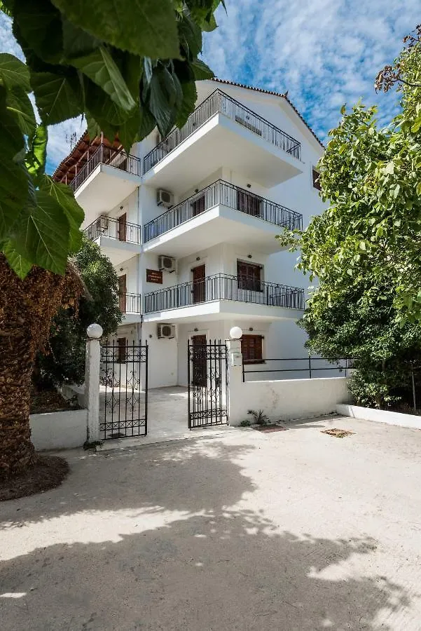 Areti Apartments Poros