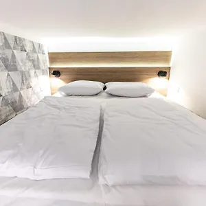  Apartment Zeus Design Österreich