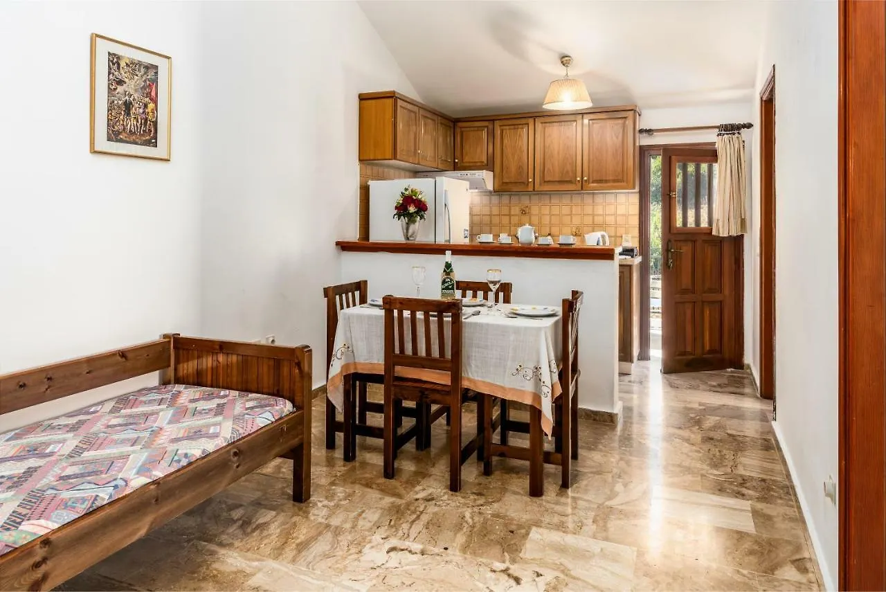 Areti Apartments Poros  Grecja