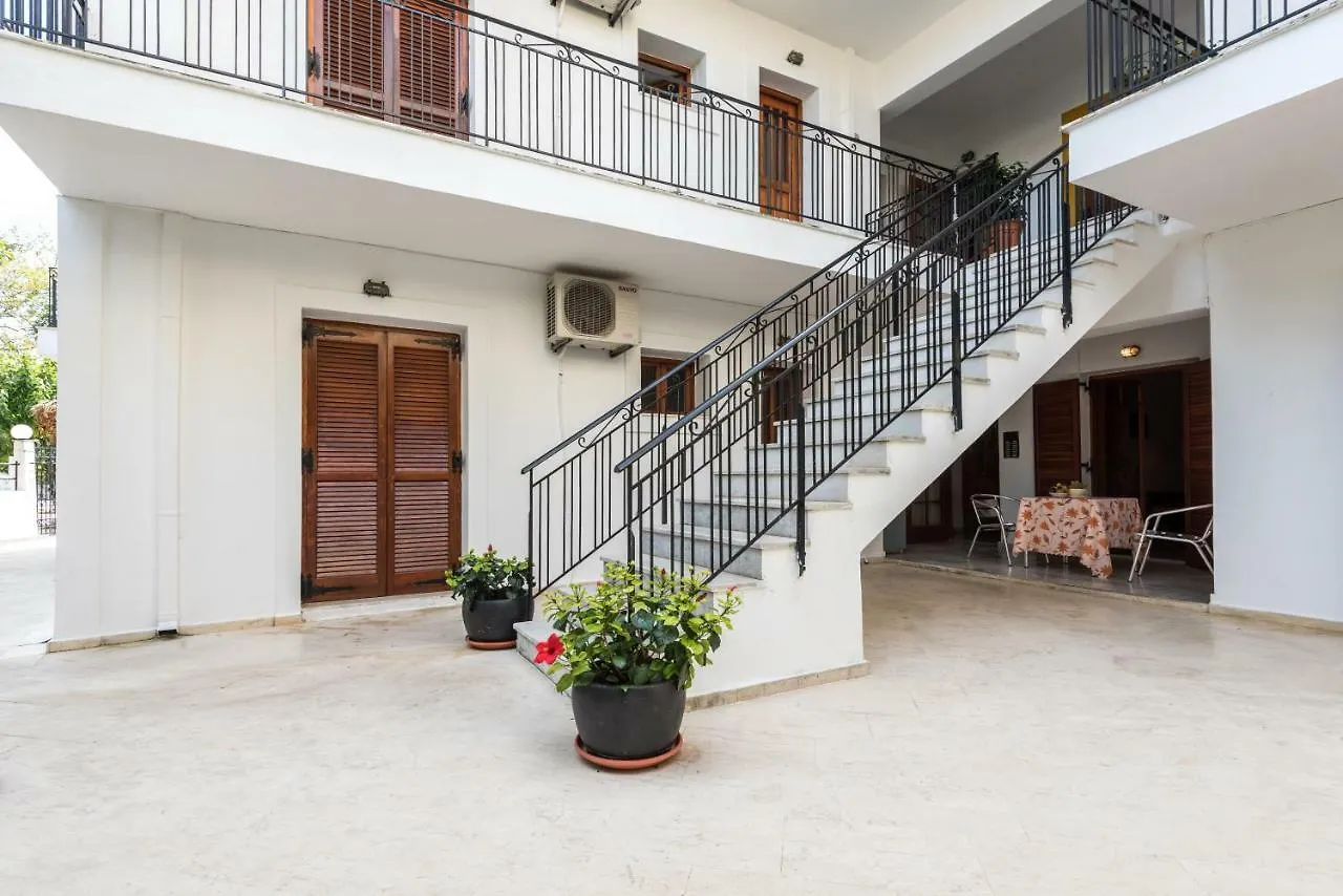Areti Apartments Poros  Grecja
