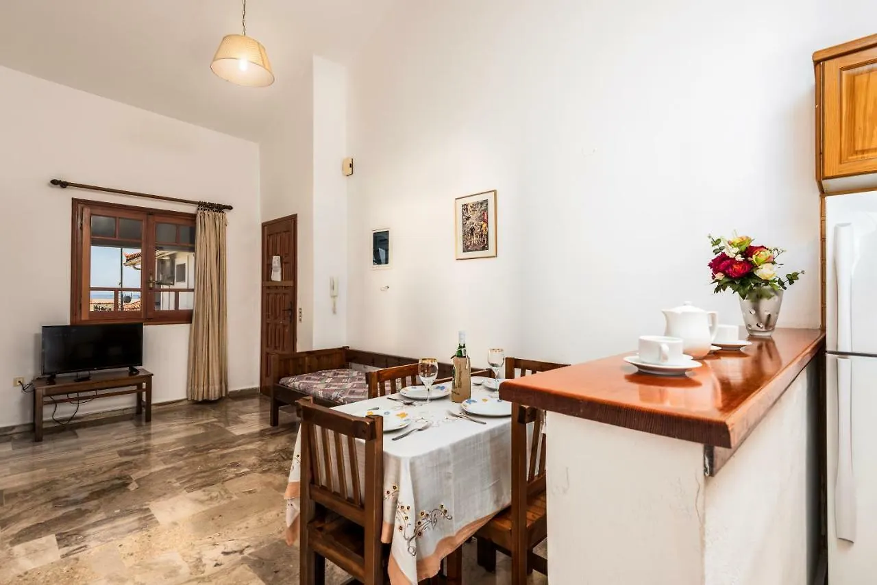Areti Apartments Poros  0*, Poros (Kefalonia)